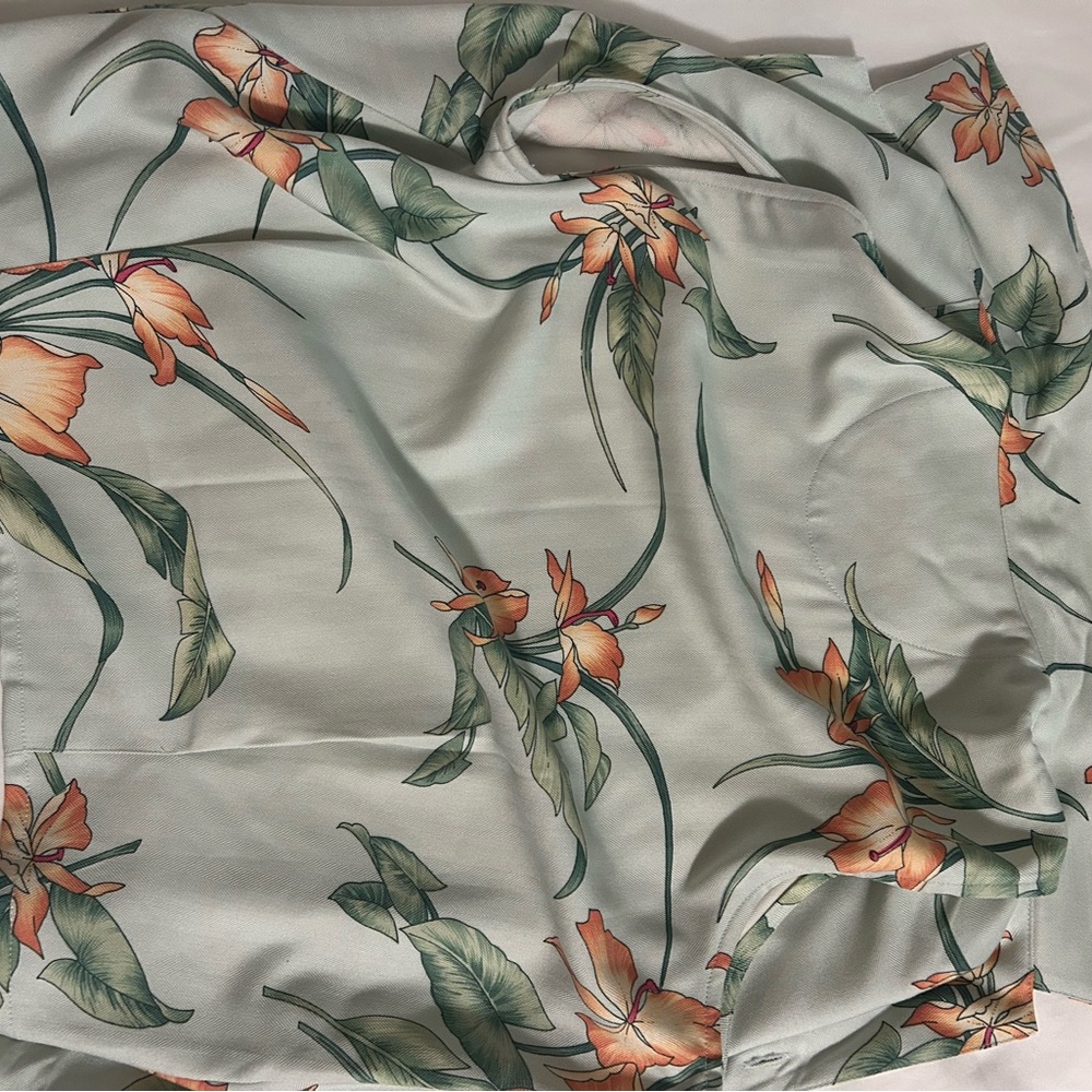 Tommy Bahama Vintage 100% Silk women’s shirt XS